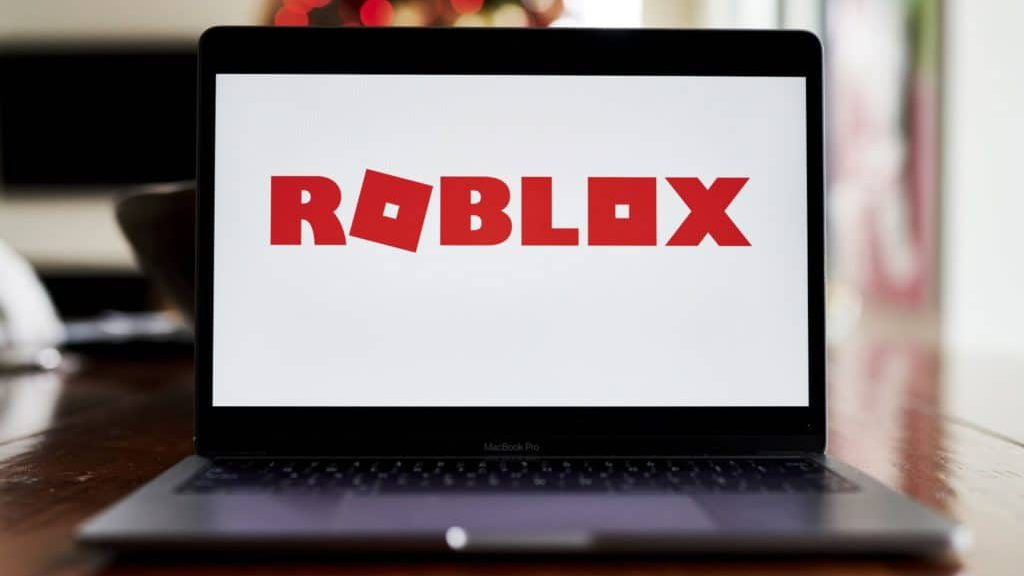 Roblox-Shares-Tumble