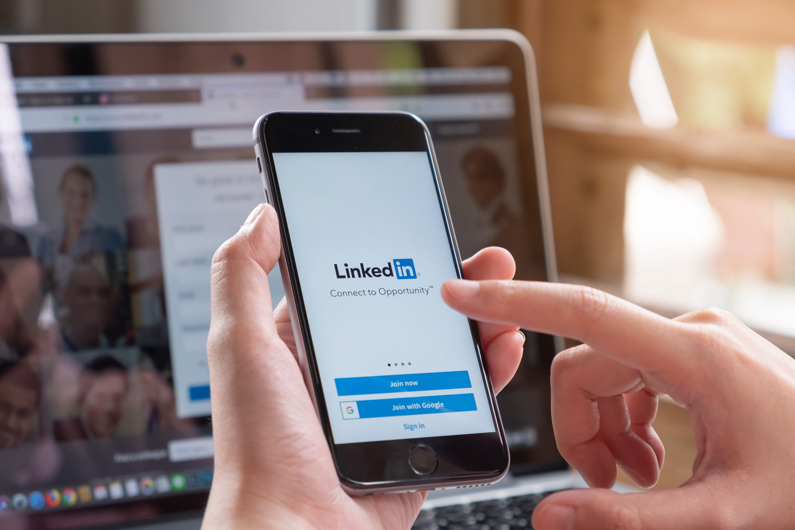 how to generate leads on linkedin