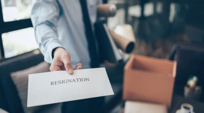 writing a letter of resignation