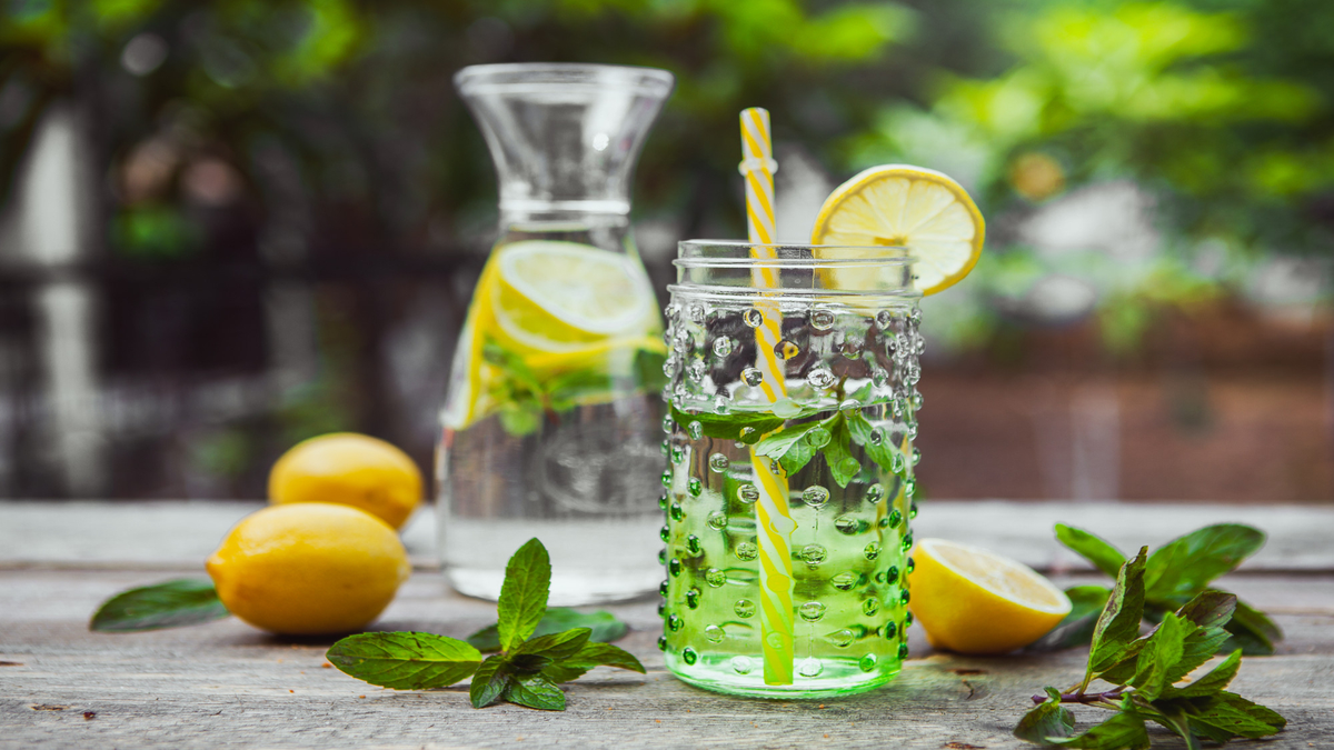 consuming-lemon-water-regularly-know-4-disadvantages-of-drinking-lemon