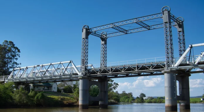 Safety in Bridge Construction