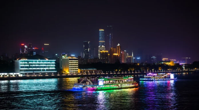 Dhow Cruise Dubai