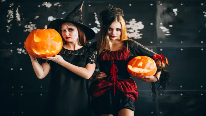 Halloween costumes 