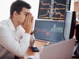 Traders-Can-Learn-from-Their-Worst-Trades-scaled